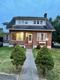 Building Photo - 1241 Augusta St