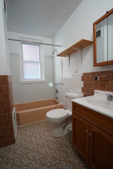 Building Photo - 33 Lancaster Terrace