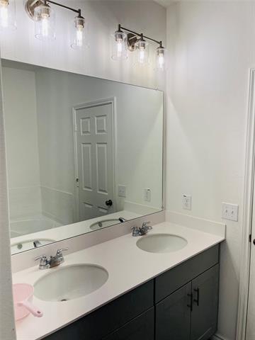 Building Photo - 1320 Lackley Dr