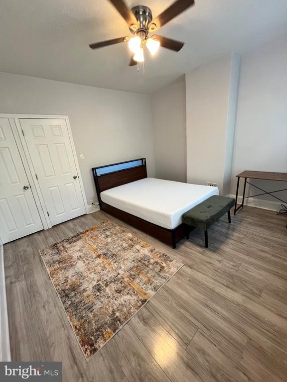 Building Photo - 2048 N Darien St