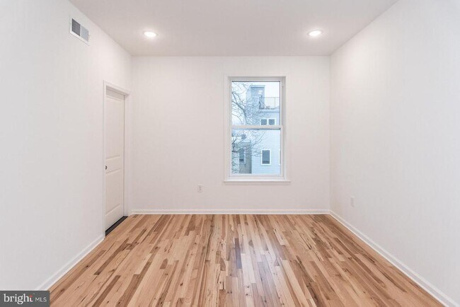 Building Photo - 315 N Preston St