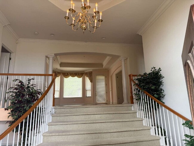 Building Photo - Morgan Hill Foothills Home