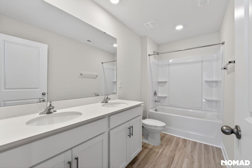 Building Photo - 6609 Barcelona Wy