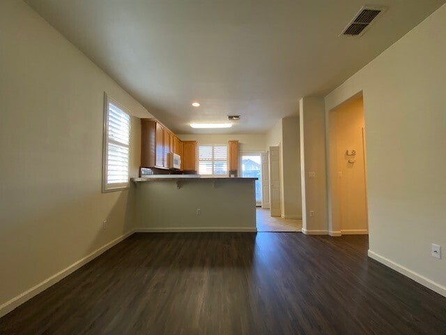 Building Photo - 3 Bedroom, 2.5 Bath, 1,505 sq. ft. home in...