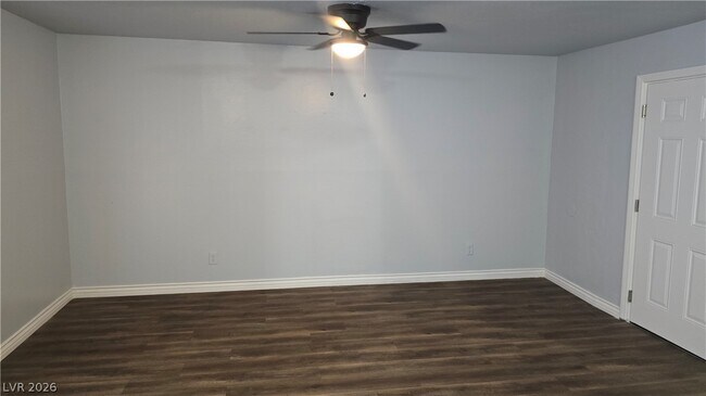 Building Photo - 716 N 11th St