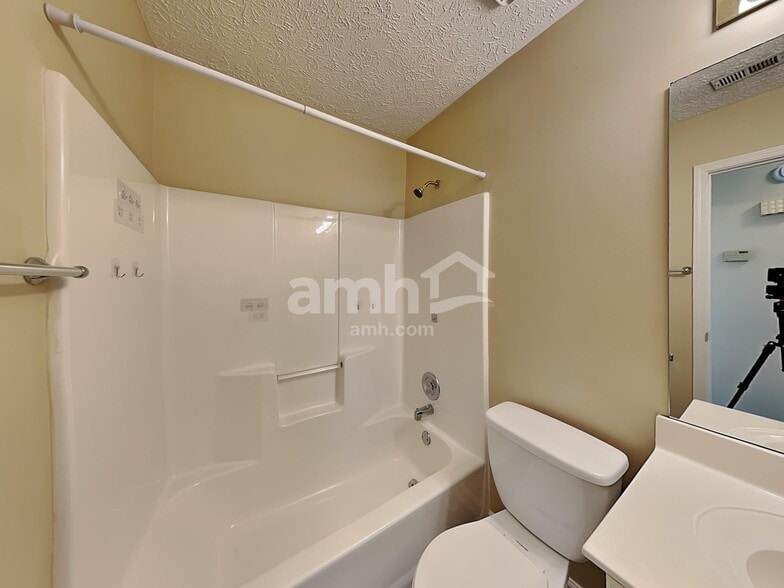 Building Photo - 2586 Marleigh Farm Rd NW