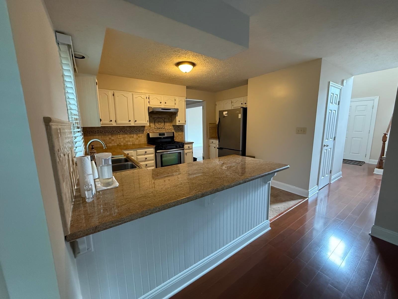 Building Photo - 7574 Allenwood Ct