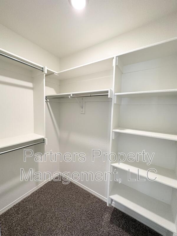 Building Photo - 779 S Amarillo Ave