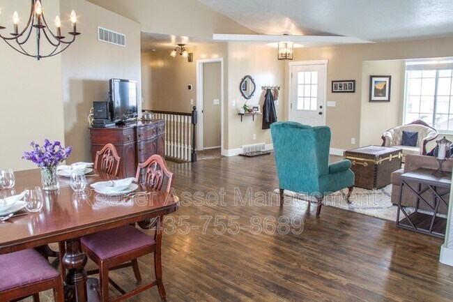 Building Photo - 3722 N 350 E