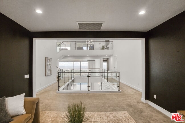 Building Photo - 20248 Willoughby Ln