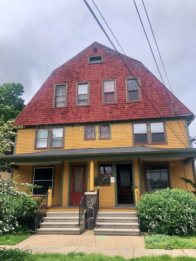 Building Photo - 418-420 Pearl St