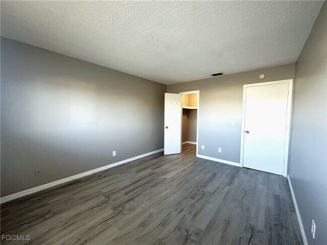 Building Photo - 829 Gleason Pkwy