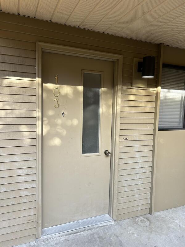 Building Photo - 103 La Villa Dr