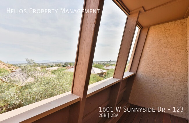Building Photo - 1601 W Sunnyside Dr
