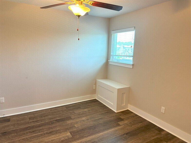Bedroom 2 - 3462 W Tuscan Rd