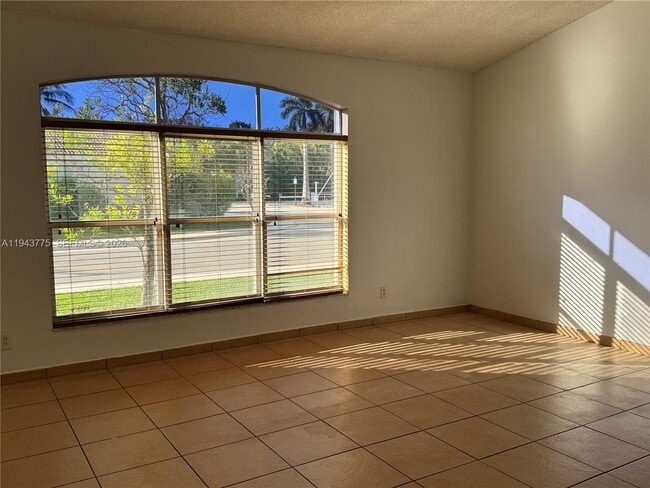 Building Photo - 13064 NW 9th Ct