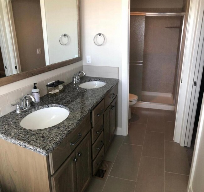 Building Photo - 1780 N Snowfield Pl