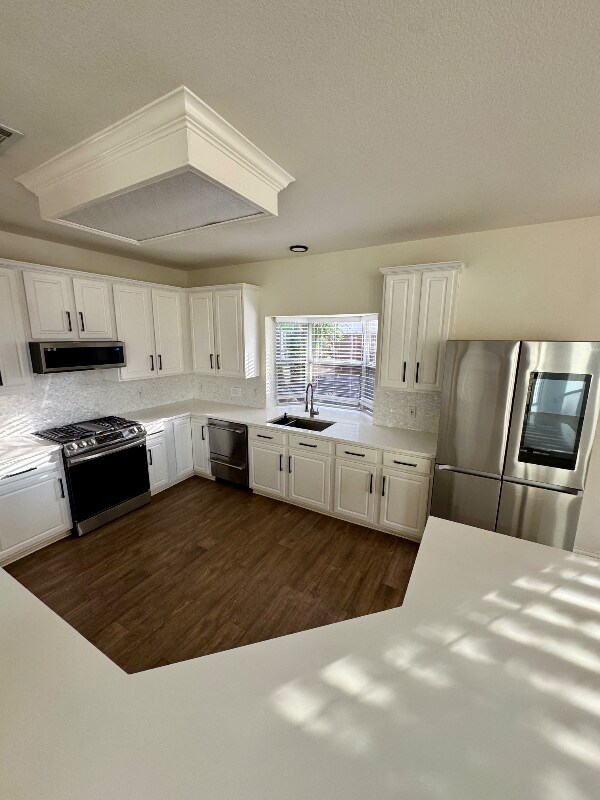 Building Photo - 4101 Watersedge Dr