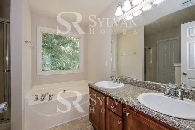 Building Photo - Coming HOME never felt so good!