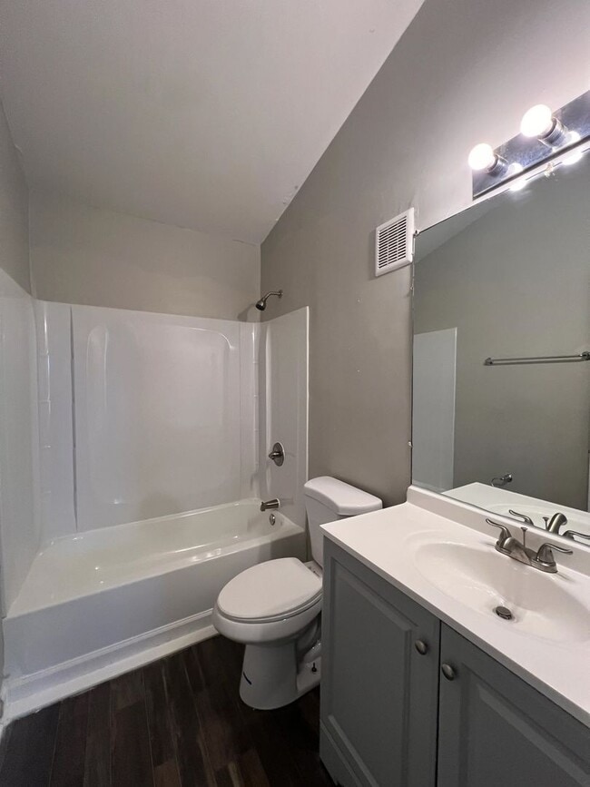 Building Photo - 2820 Divinity Ln