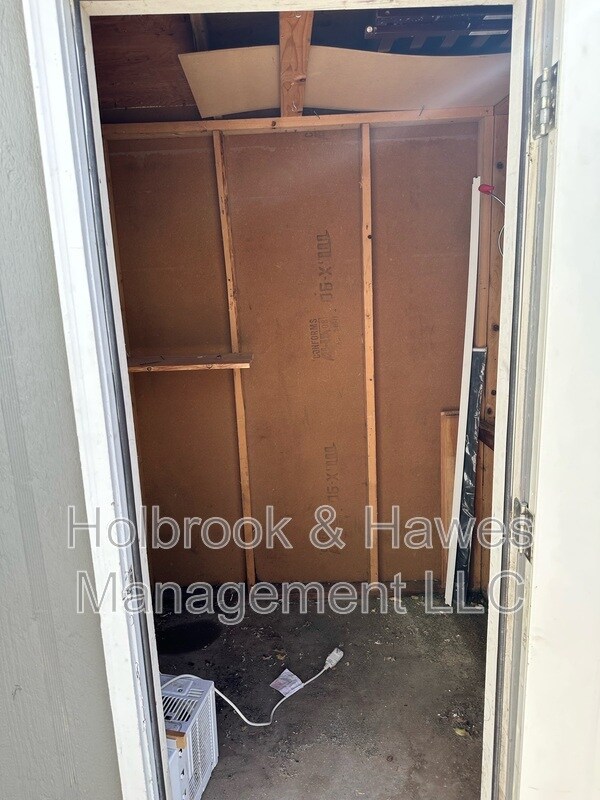 Building Photo - 4881 Basswood Dr