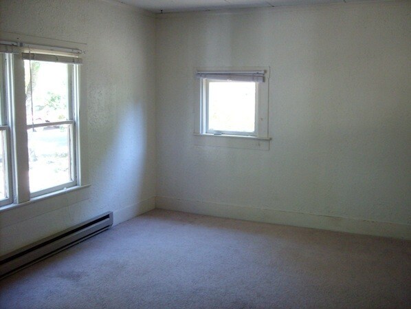 Building Photo - Hardwood Floors~ Large, Covered Front Porch