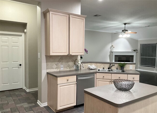 Building Photo - 43 N Merryweather Cir