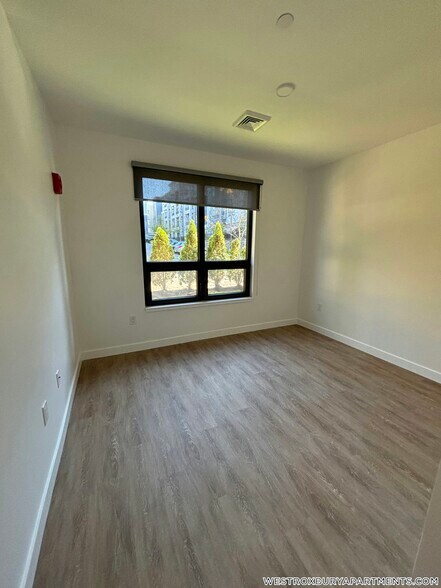 Building Photo - 199 Gardner St