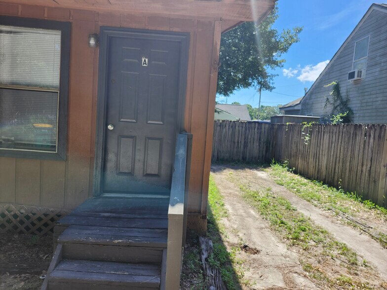 Primary Photo - 38 4th St