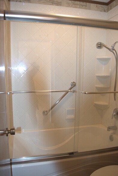 Building Photo - 1901 Richard Dr