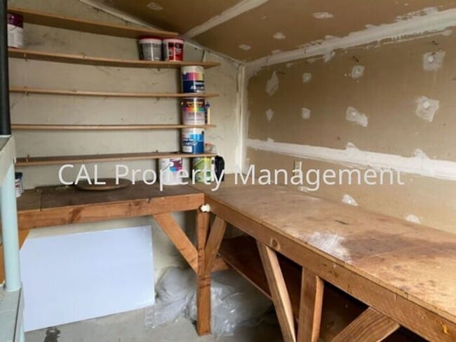 Building Photo - Charming 3 Bedroom in Monterey, CA