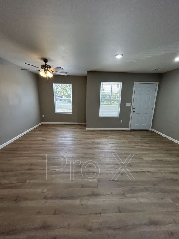 Building Photo - 714 Columbus St