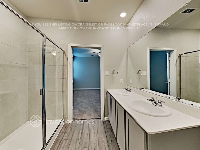 Building Photo - 14836 Grey Feather Trail