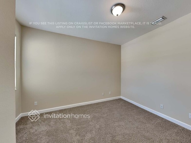 Building Photo - 9495 SW Merlin Ct