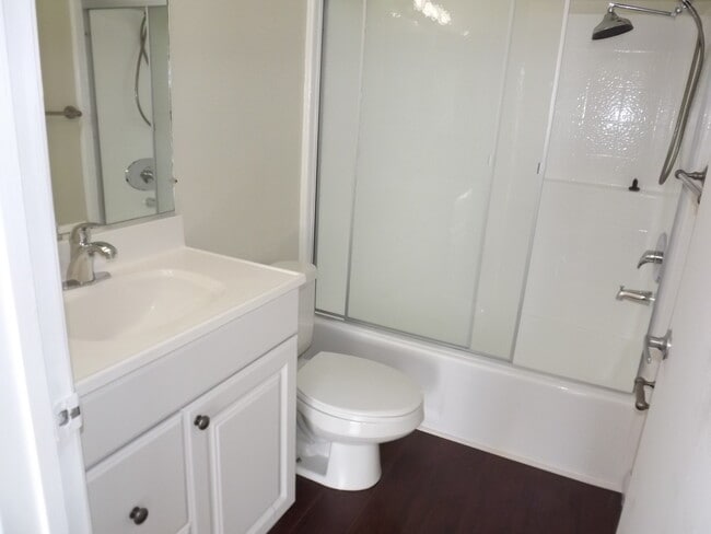 Building Photo - $3850 / 3br - Condo 3 beds 2 baths (West LA)