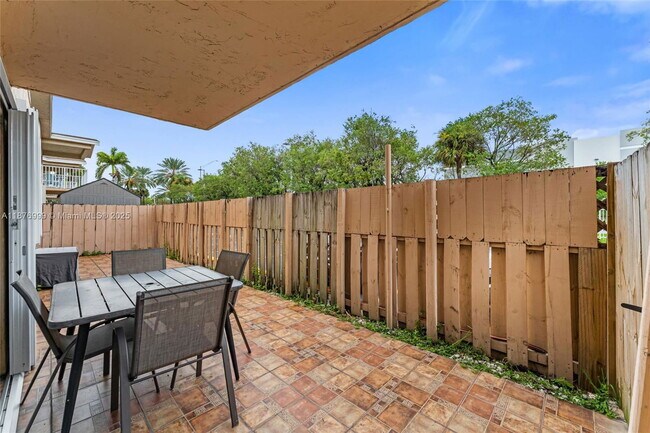 Building Photo - 4300 NW 79th Ave