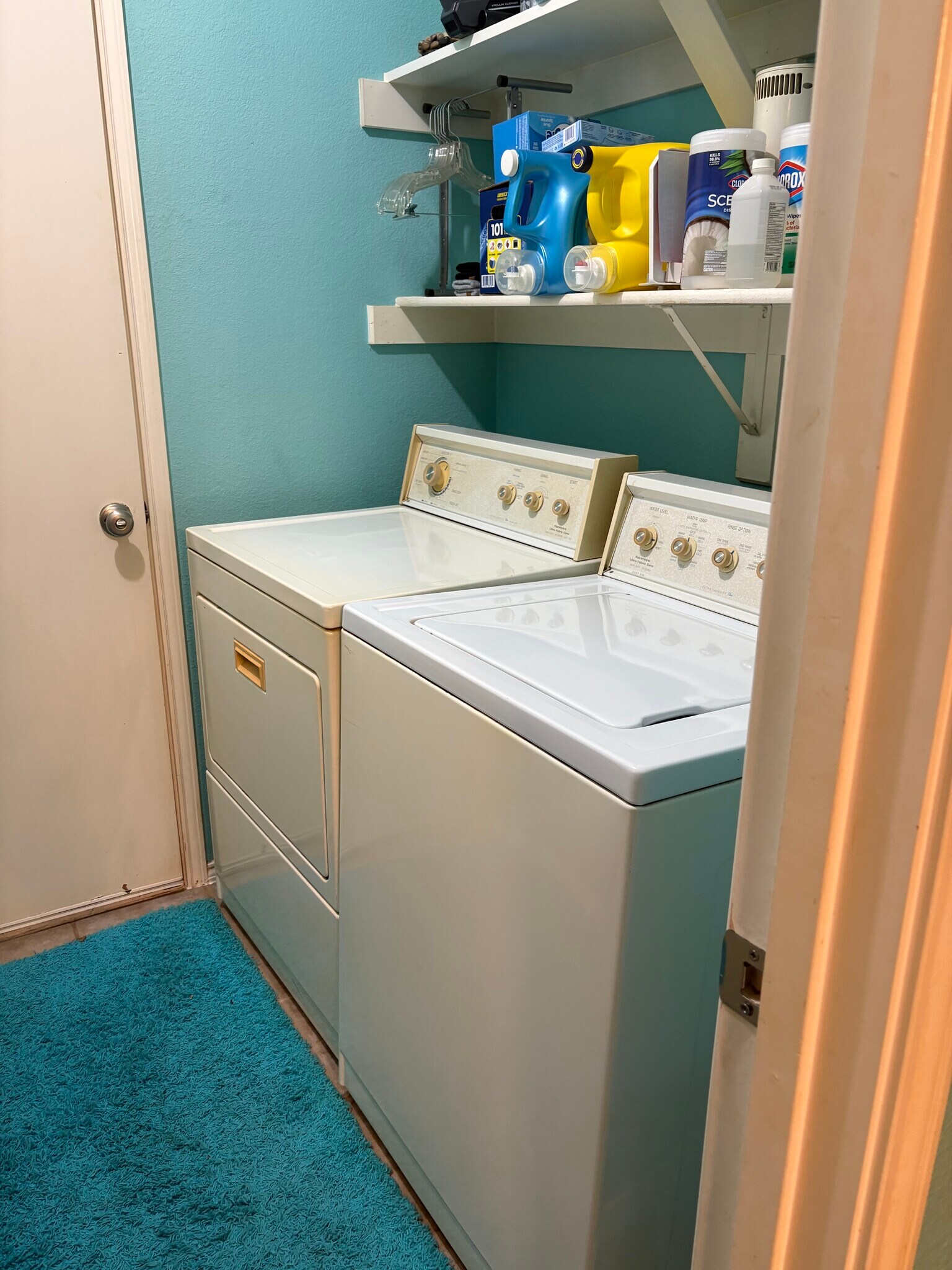 Laundry - 2312 Orchid Dr