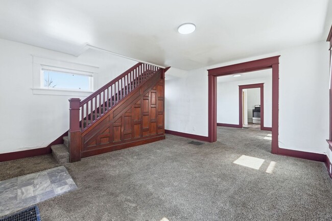 Building Photo - Modernized 3-Bedroom w/ New Furnace