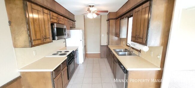 Building Photo - 4620 Itasca St