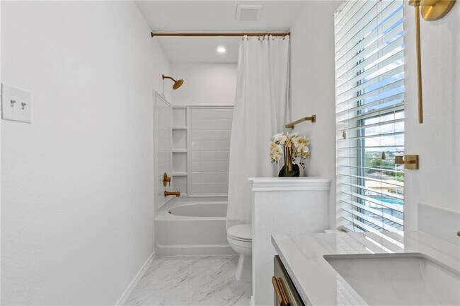 Building Photo - 329 Prairie Verbena Dr