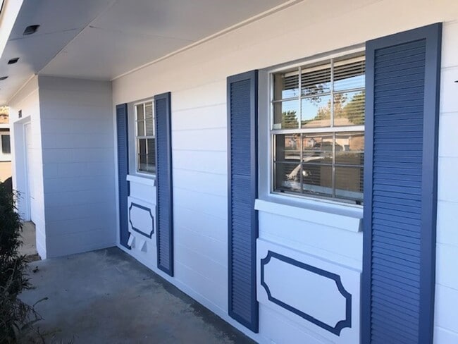 Building Photo - 5408 Mariner Blvd