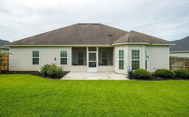 Building Photo - Southern Comfort Living: Your Dream Rental...