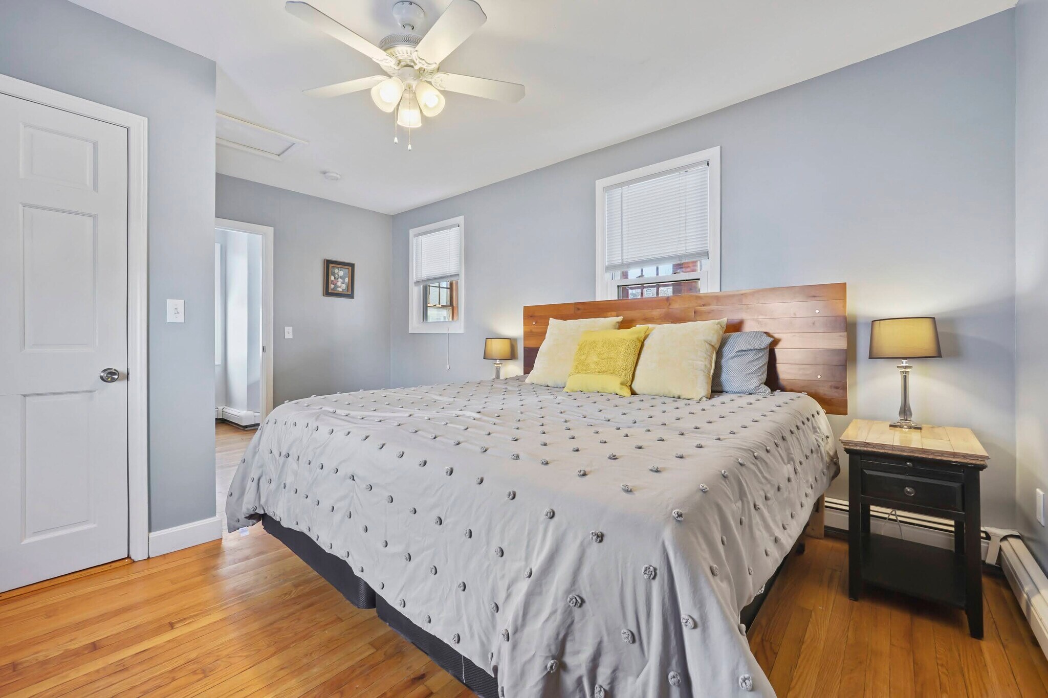 Building Photo - 372 Broadway