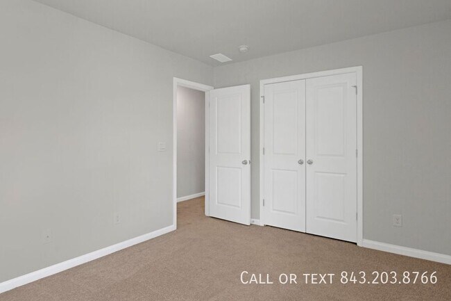 Building Photo - 148 Lagoona Dr