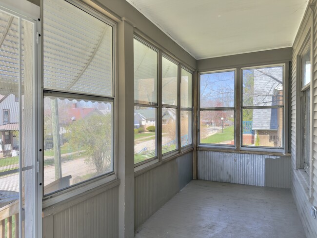 Building Photo - 1126 16th St