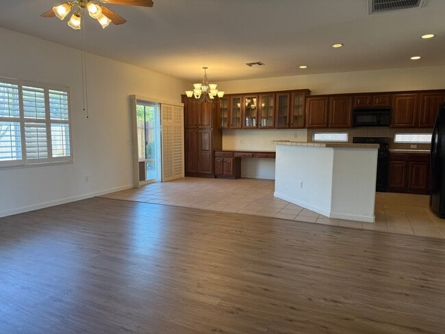 Building Photo - 9397 Boulder River Way
