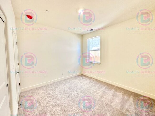 Building Photo - 1/2 Month Free!! Brand New Lennar Home in ...