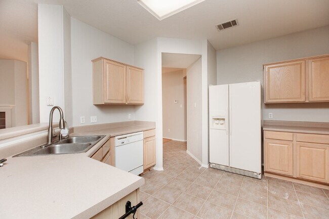 Building Photo - 3112 Wavecrest Blvd