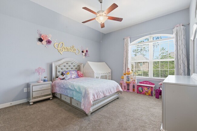 Building Photo - 24534 Jenns Creek Ct