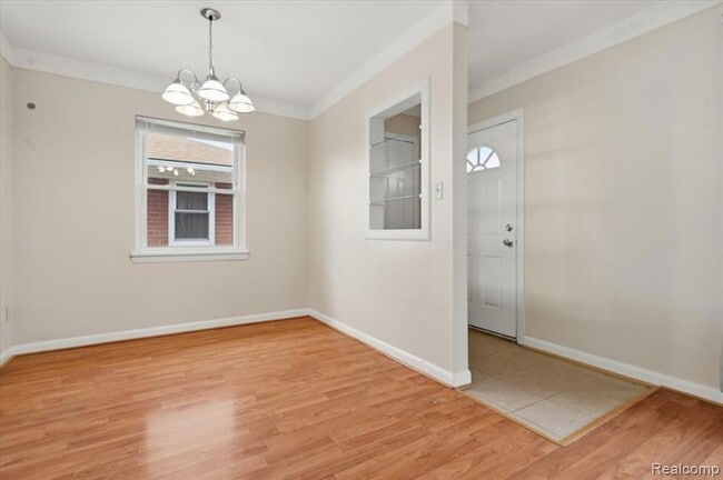 Building Photo - 1198 E Hudson Ave